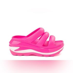 BNWT Crocs Mega Crush Triple Strap Sandals – Pink Crush – Style ID: 521540